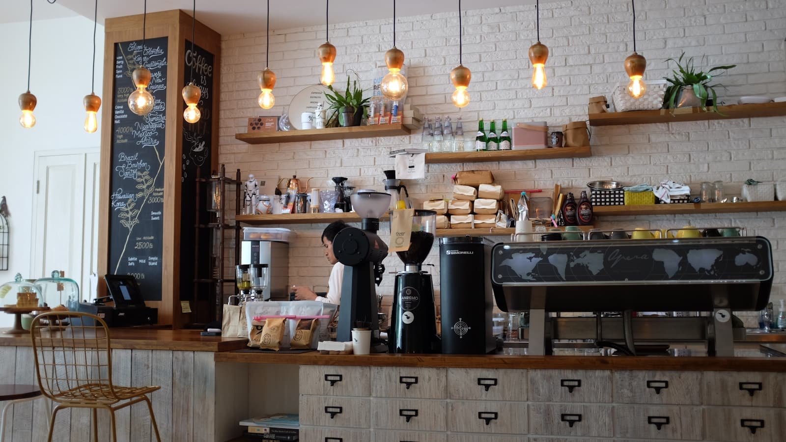 The Coffee Shop Growth System — Clozo Academy 90-day revenue growth course